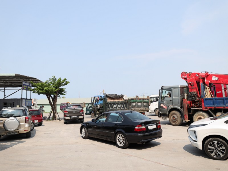 Vì sao một số chủ xe phải ký cam kết khi kiểm định khí thải ô tô?