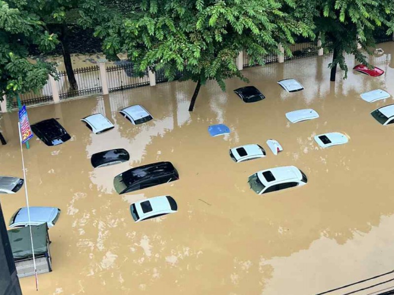 Xe ô tô bị ngập nước - Sửa được hay phải bỏ?